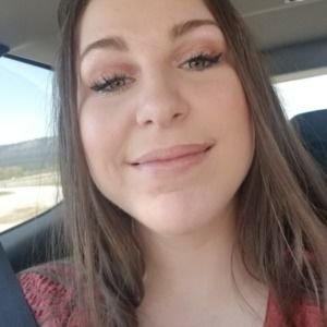 Meet your Posher, Pamela